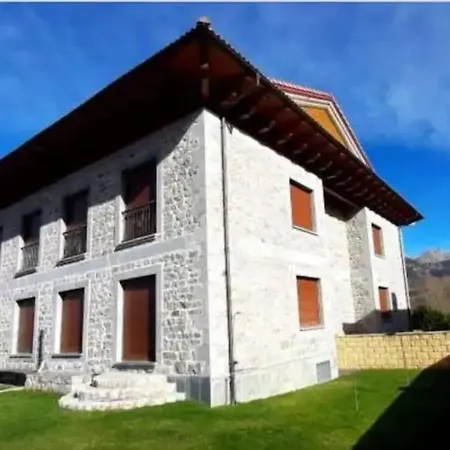 Apartment Montes De Lillo --vut Le 625